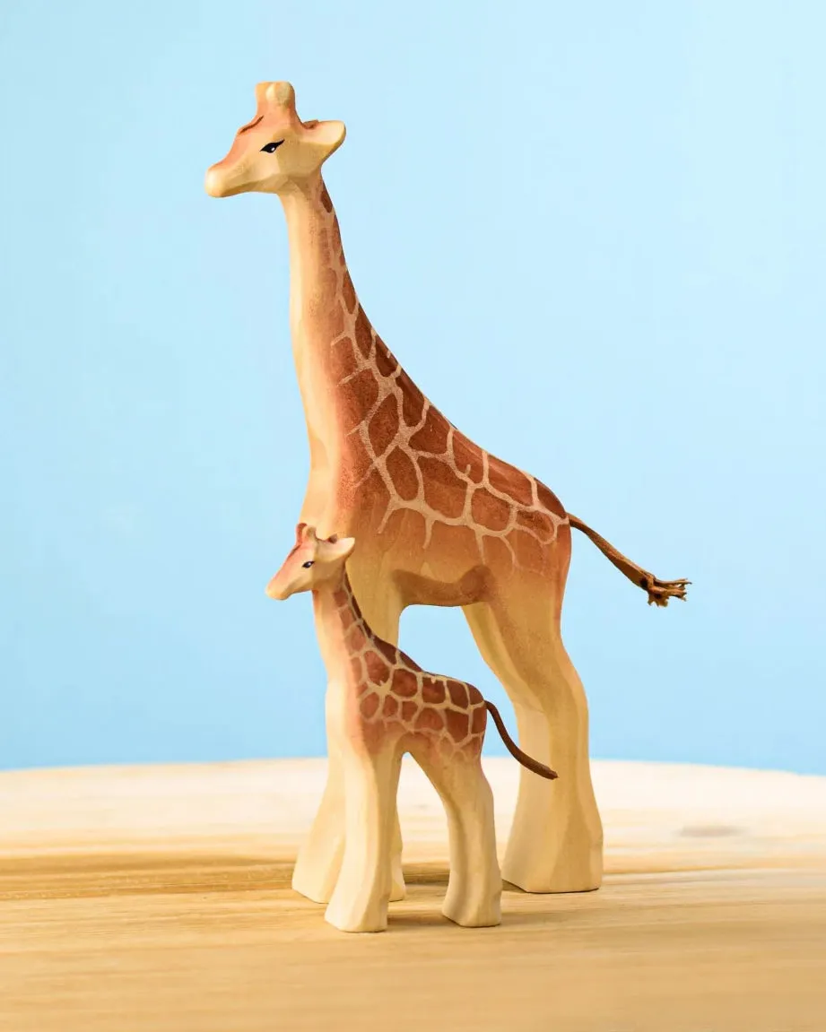 Bumbu Wooden Male Giraffe