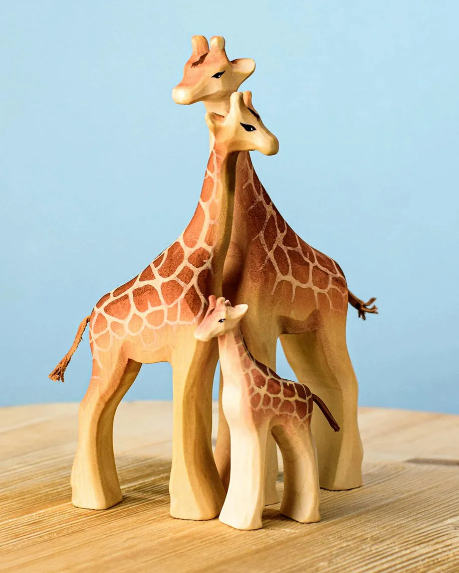Bumbu Wooden Male Giraffe