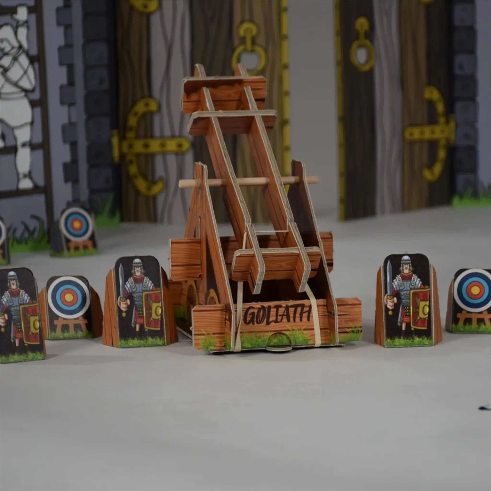 Catapult Champions: Cardboard Catapults Single Pack (Goliath)