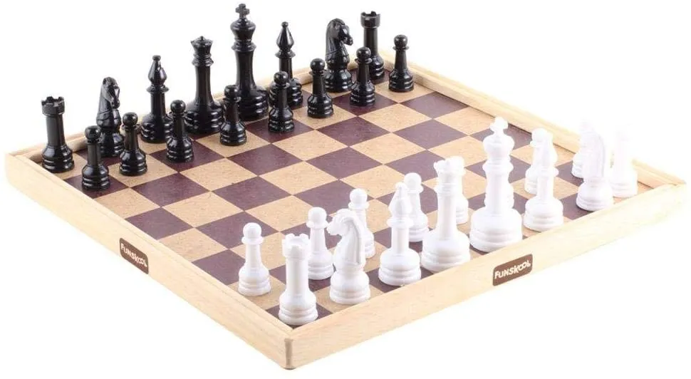 CLASSIC CHESS