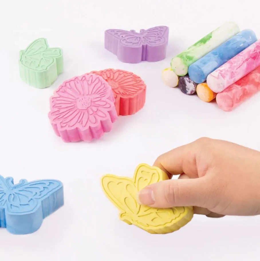 Make It Real Three Cheers For Girls Butterfly Garden Chalk Set